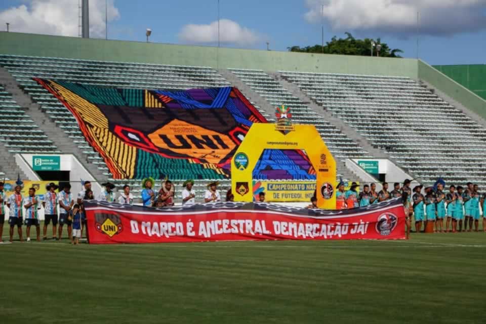 Gimnasia